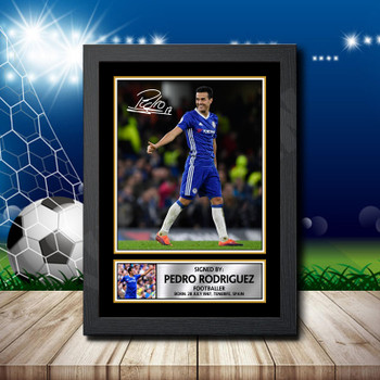 Pedro Rodriguez 2 Signed Autographed Footballers Star Poster Print Framed Merch Gift Pedro Rodriguez 2 Signed Autographed Footballers Star Poster Print Framed Merch Gift