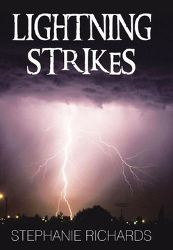 Lightning Strikes - 9781481734714