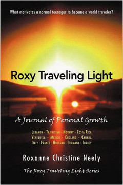 Roxy Traveling Light: A Journal of Personal Growth - 9781469146362