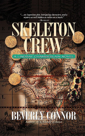 Skeleton Crew: A Lindsay Chamberlain Novel