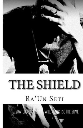 The Shield : 9781499796759
