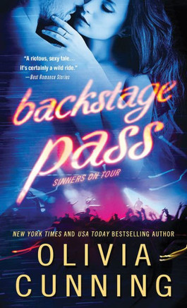 Backstage Pass: A Brooding Sexy Rockstar Finds His Muse In Bed And Out (Sinners On Tour, 1)
