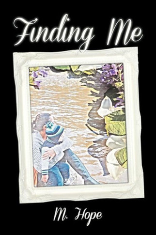 Finding Me - 9781452508665