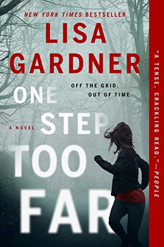 One Step Too Far: A Novel (A Frankie Elkionovel) - 9780593185438