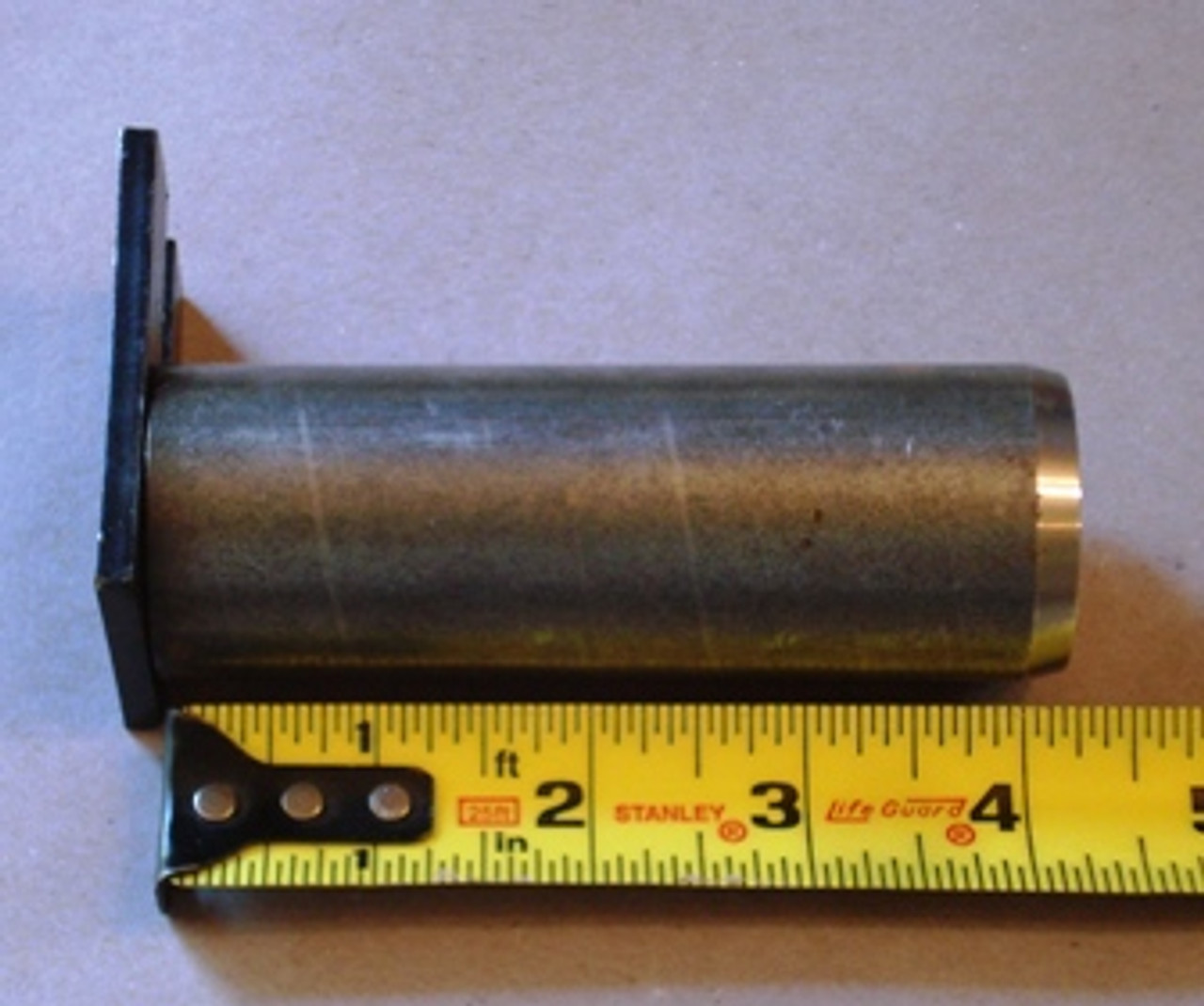 Photo of FC5224-21 short PIN for Rotary 4-post lifts.