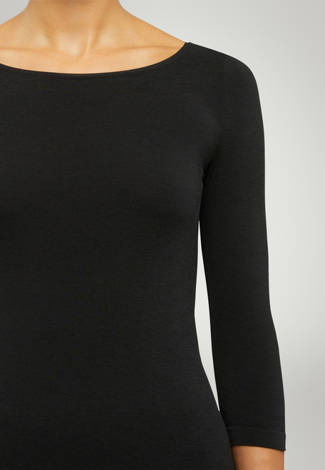 'black'