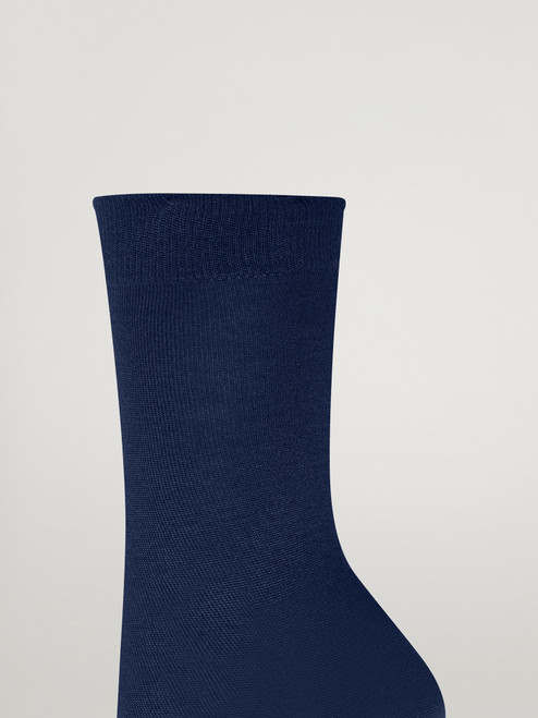 'navy'