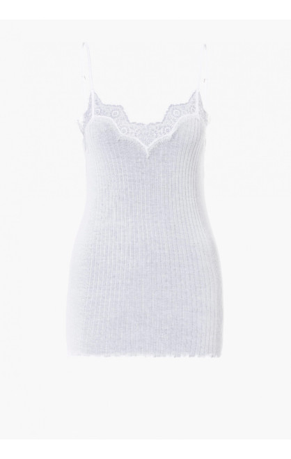 'white'