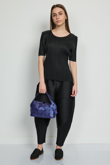 'black'