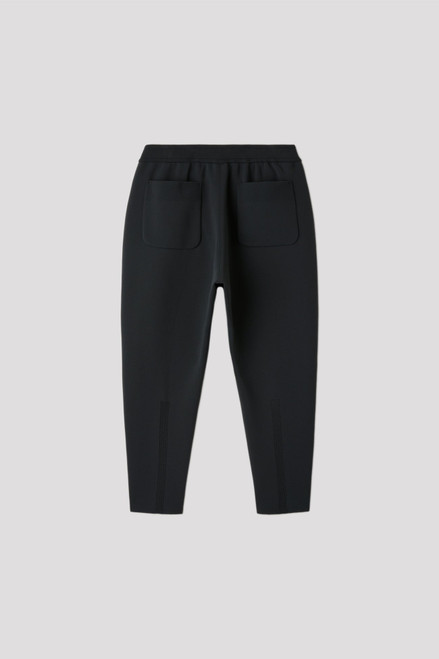 'black'