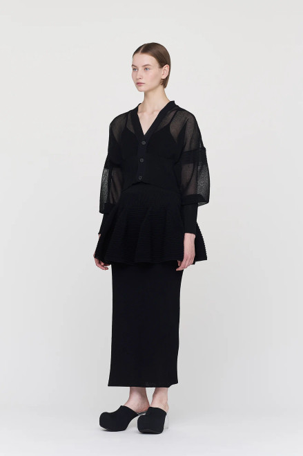 'black'