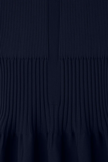 'navy'