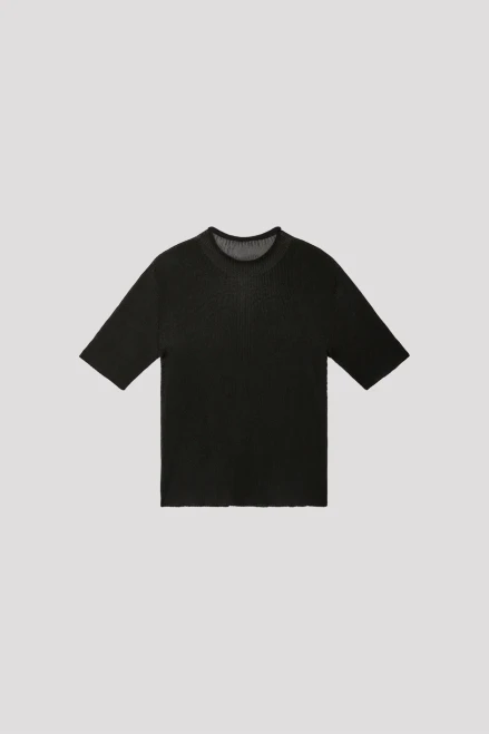 'black'
