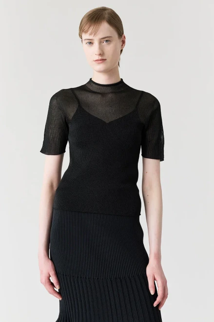 'black'