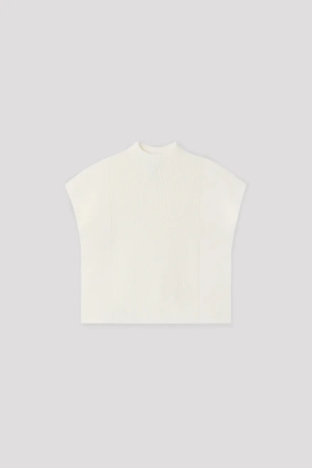 'white'