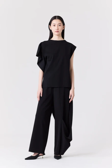 'black'