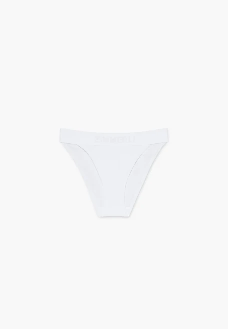 'white'