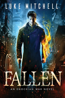 Fallen : A Dystopian Alien Invasion Adventure : 4 by Luke Mitchell - Paperback