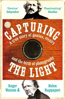 Capturing the Light by Roger Watson - Paperback
