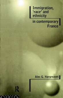 Playboy of the Western World by J.M Synge - Paperback