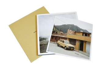 Alec Soth : Dog Days, Bogota by Alec Soth - Hardback