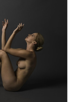 Pretty Girls by Tadeusz Zielinski - Paperback