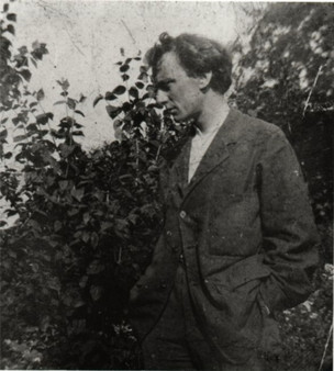 Under the Same Moon : Edward Thomas and the English Lyric