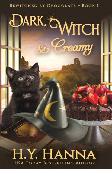 Dark, Witch & Creamy (LARGE PRINT) : Bewitched By Chocolate Mysteries - Book 1 : 1