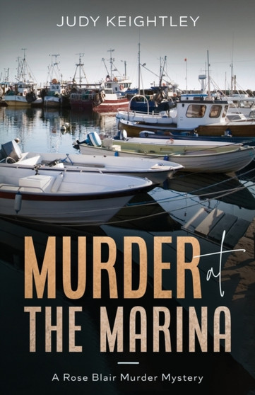 Murder at the Marina : 4
