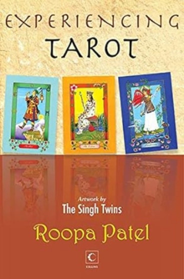 Experiencing Tarot by Roopa Patel - Paperback