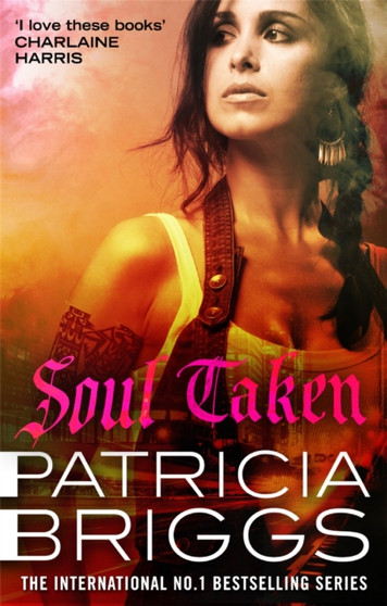 Soul Taken by Patricia Briggs - Paperback