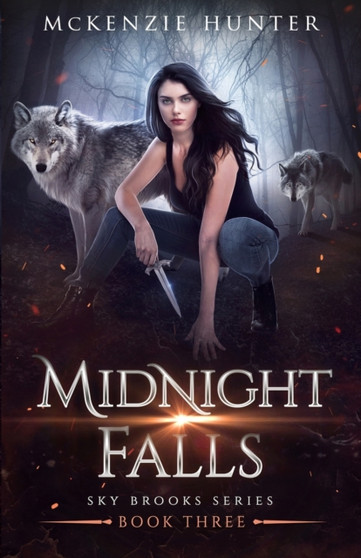Midnight Falls : 3 by McKenzie Hunter - Paperback