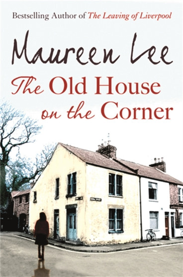 The Old House on the Corner by Maureen Lee - Paperback