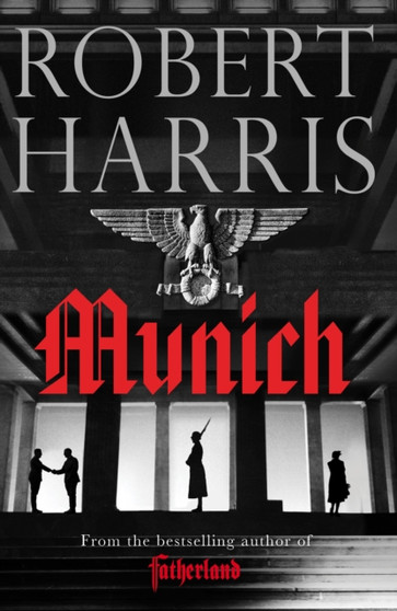 Munich by Robert Harris - Paperback