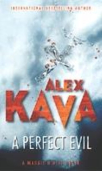 A Perfect Evil by Alex Kava - Paperback