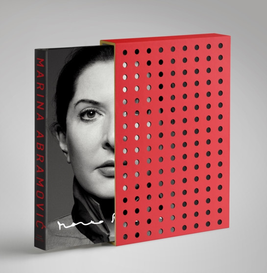 Walk Through Walls : Signed and Numbered Collector's Edition by Marina Abramovic - Hardback