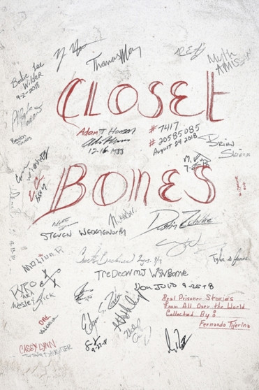 Closet Bones by Fernando Tijerina - Paperback