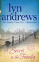 SECRET IN THE FAMILY by LYN ANDREWS - Paperback