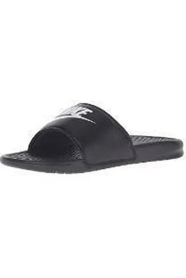 Nike Benassi, Sandals