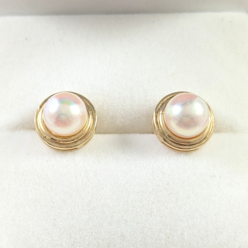 Vintage 9ct gold 6.5mm Cultured Pearl Earrings