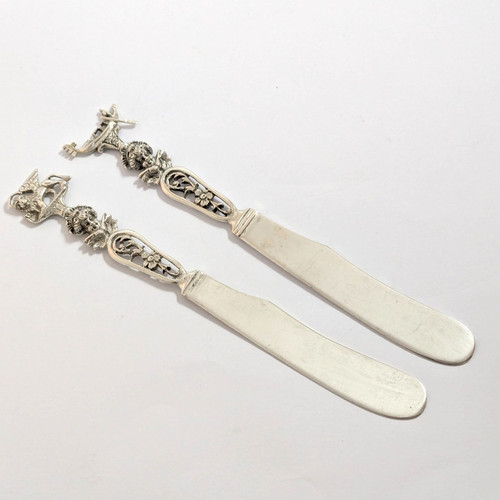 Vintage Italian 800 Silver Cherub Finial Pate or Butter Knives