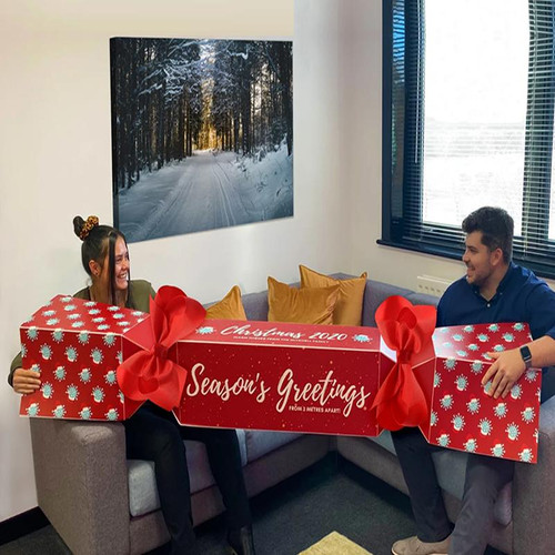  Jumbo Christmas Crackers 