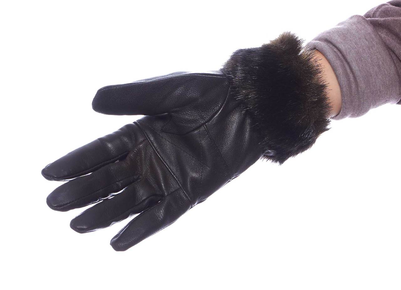 ernest w baker FAUX－FUR TRIMING GLOVES Ernest W. Baker Black & White Floral Leather Gloves Ernest W