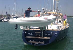 Aluminium lightweight tender