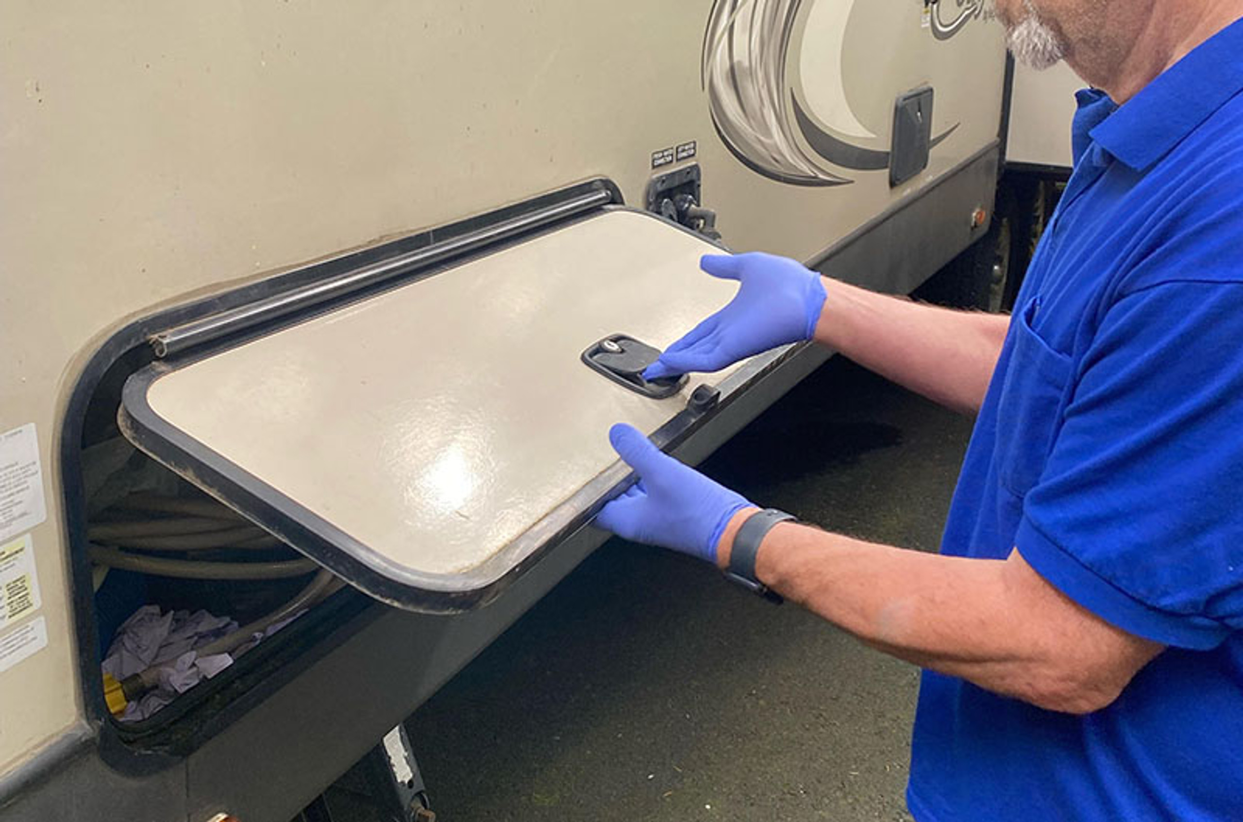 Cleaning Your RV Gray Water Tank to Prevent Odors and Clogs HAPPY CAMPERS