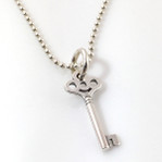 Key Simple Charm Necklace