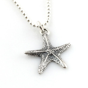 Starfish Simple Charm Necklace