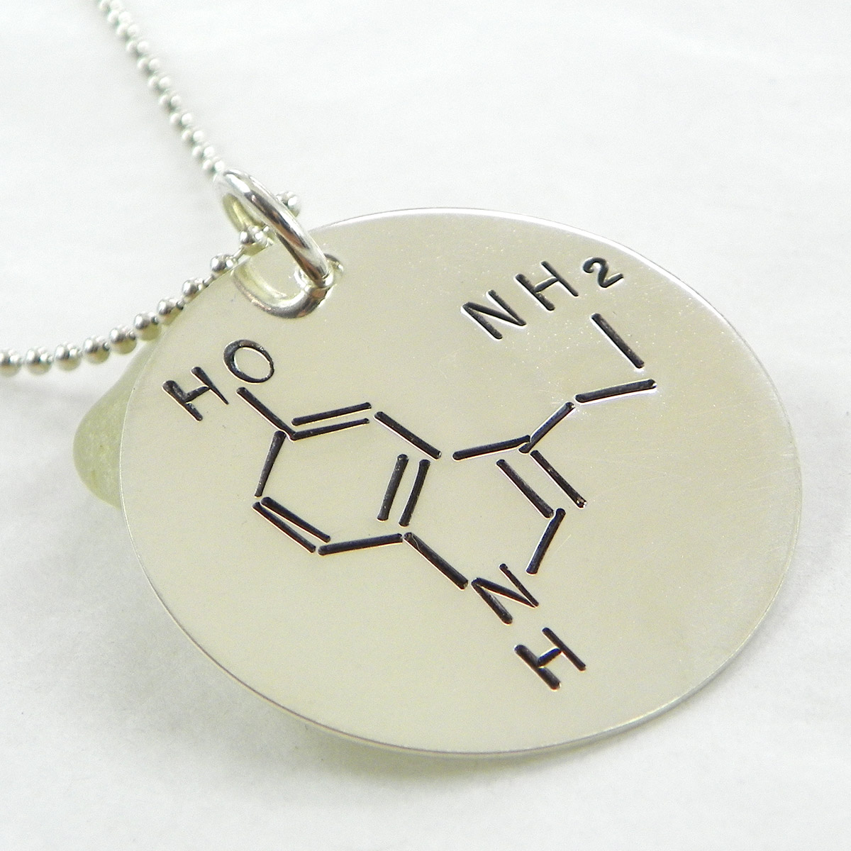 Serotonin molecule gold necklace - Delftia science jewelry