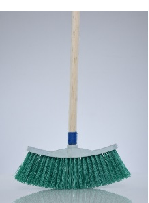 ECONOMIC SEMIZULIA BROOM WITH WOODEN HANDLE