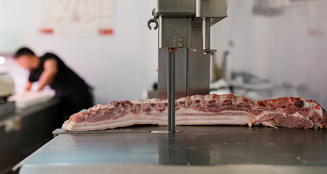 Cutting Bacon